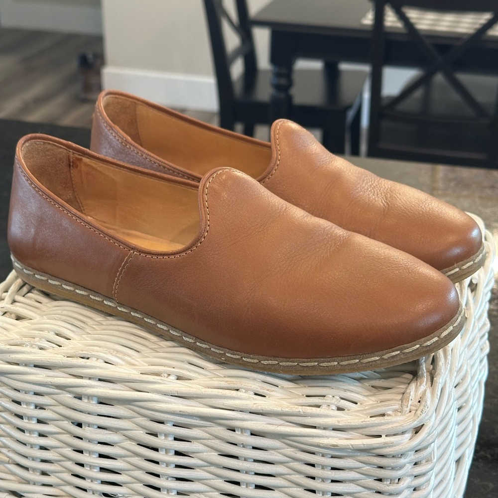 CHARIX Camel Leather Loafers for Women size 41